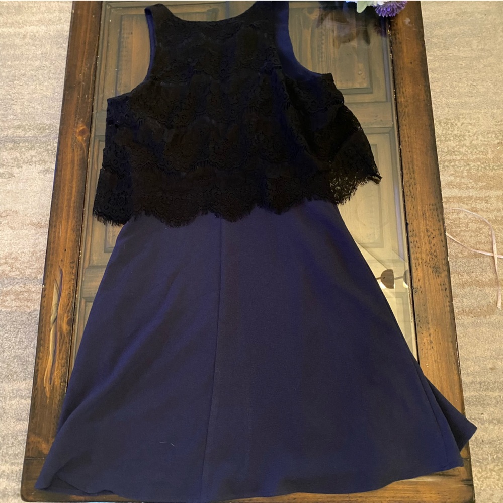 Charles Henry Two Color Lace Dress - Picture 8 of 11